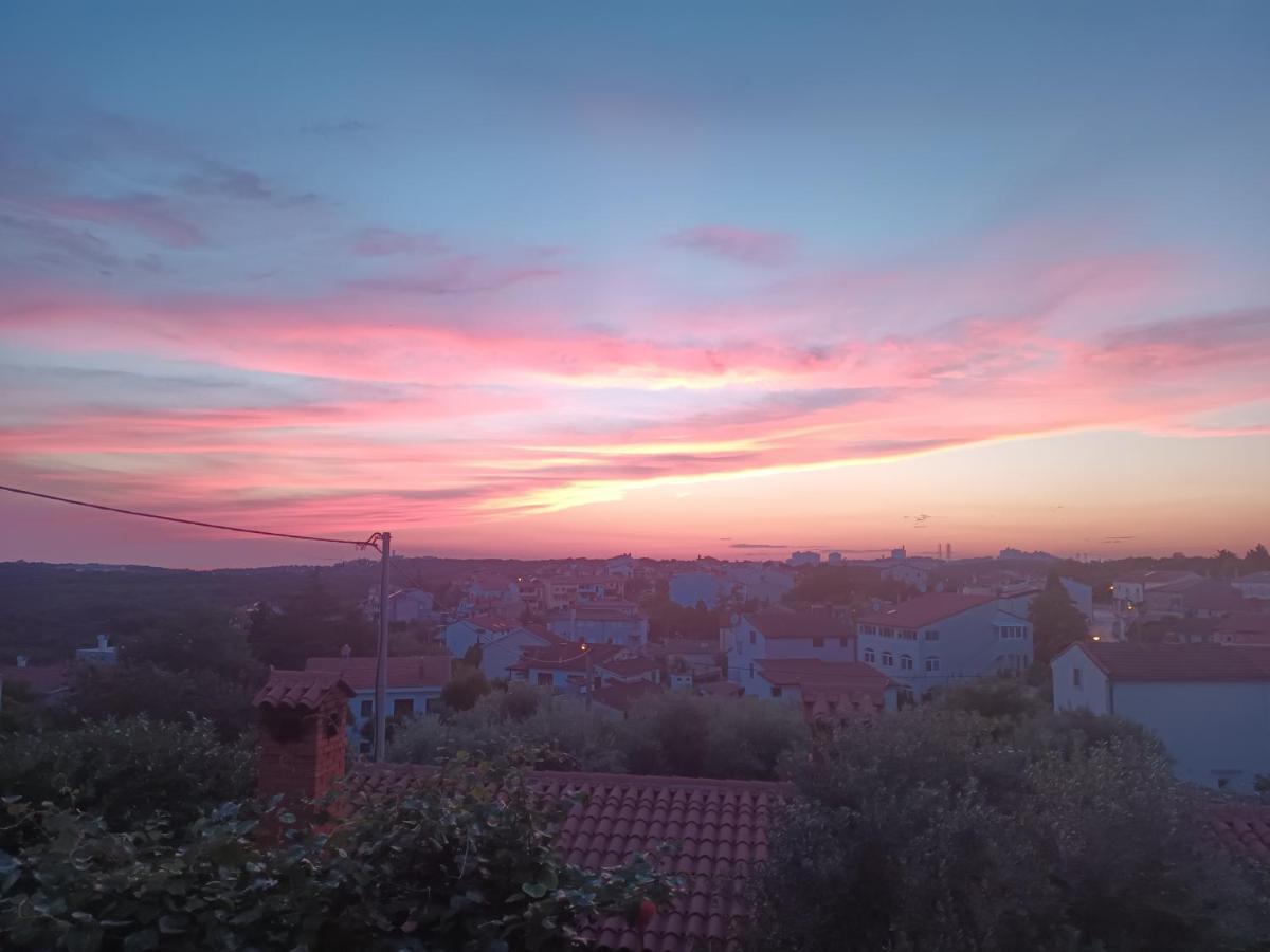Apartamento Sunset View Vinkuran Exterior foto