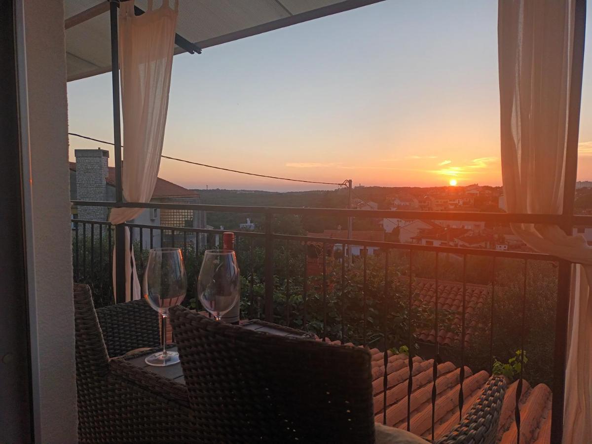 Apartamento Sunset View Vinkuran Exterior foto