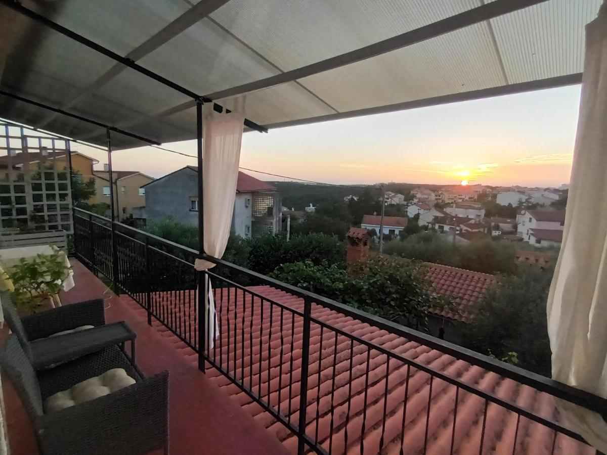 Apartamento Sunset View Vinkuran Exterior foto